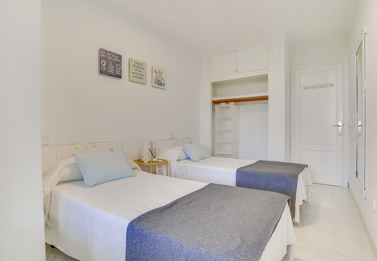 Villa en Alcúdia - Villa FISHERMAN para 6 personas en Alcudia. AC y WiFi gratis.