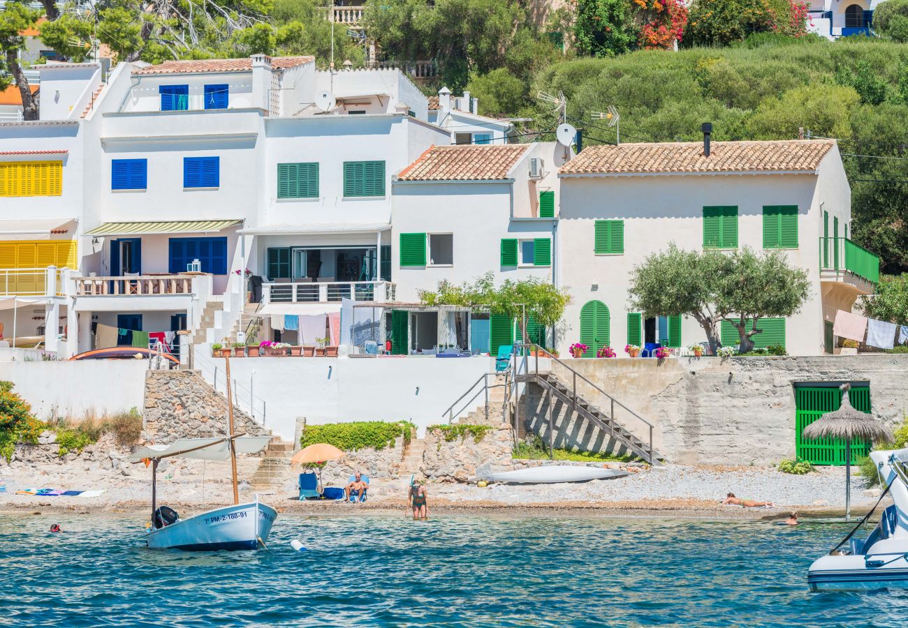 Villa en Alcúdia - Casa frente el mar en Alcanada 94