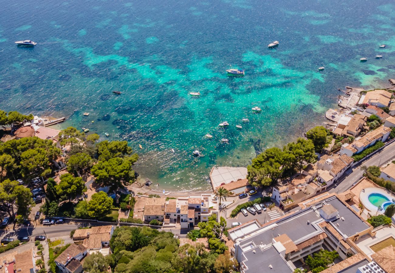 Villa en Alcúdia - Casa frente el mar en Alcanada 94