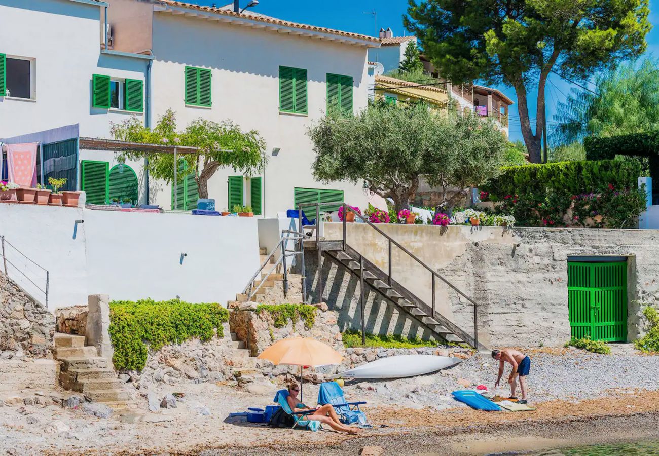 Villa en Alcúdia - Casa frente el mar en Alcanada 94