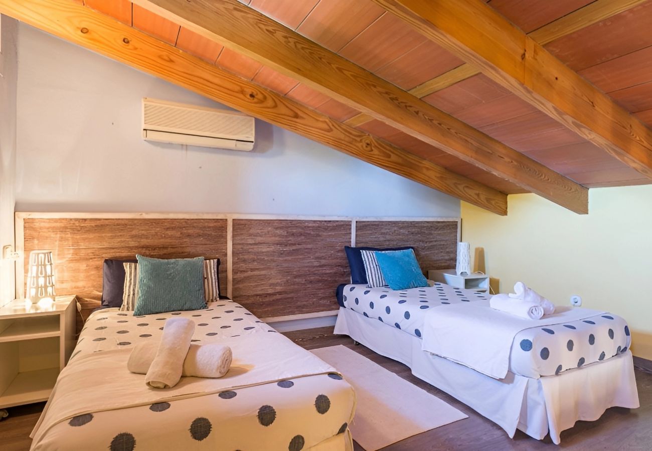 Finca en Alcúdia - Can Roig 113 fantástica finca con piscina privada, jardín, zona infantil y aire acondicionado
