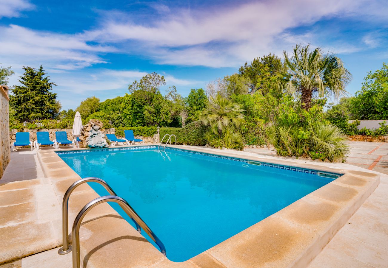 Villa en Alcúdia - LORENZO Finca para 9 con piscina a 4,5 km a la playa