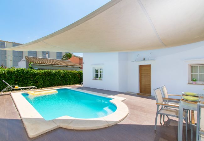 Villa en Alcúdia - NICO Casa para 6 con piscina solo a 500m de la playa Alcudia