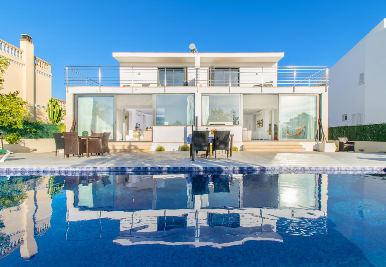 Villa en Playa de Muro - Lake Village (080)