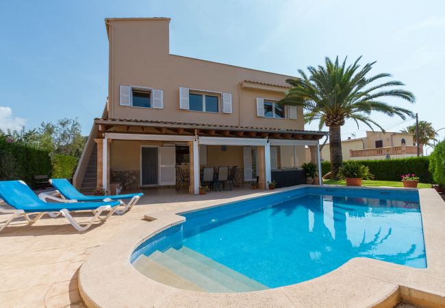 alzina, piscina, cala millor, familia , playa 