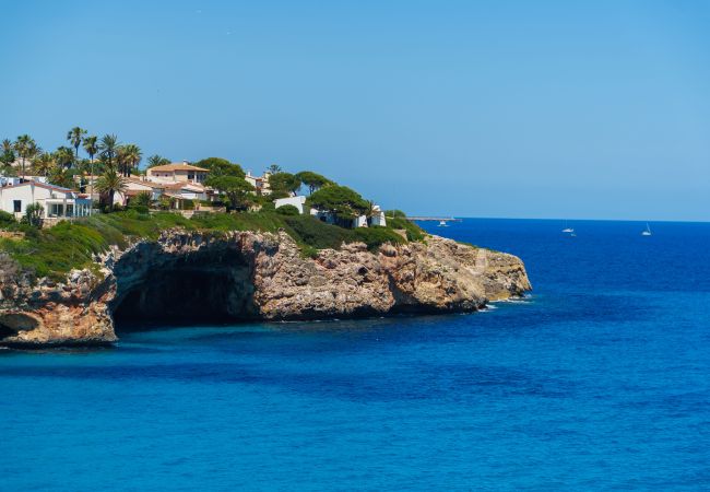 Casa adosada en Cala Romantica - E259 Casa Goldi by Mallorca Villa Selection Casa adosada en Cala Romantica - E259 Casa Goldi by Mallorca Villa Selection