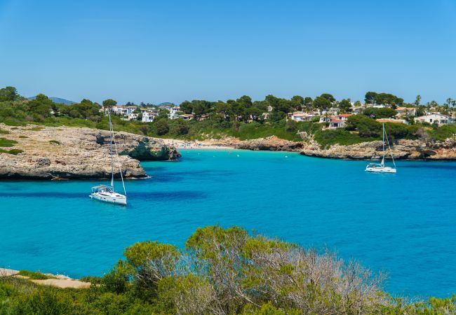 Casa adosada en Cala Romantica - E259 Casa Goldi by Mallorca Villa Selection Casa adosada en Cala Romantica - E259 Casa Goldi by Mallorca Villa Selection