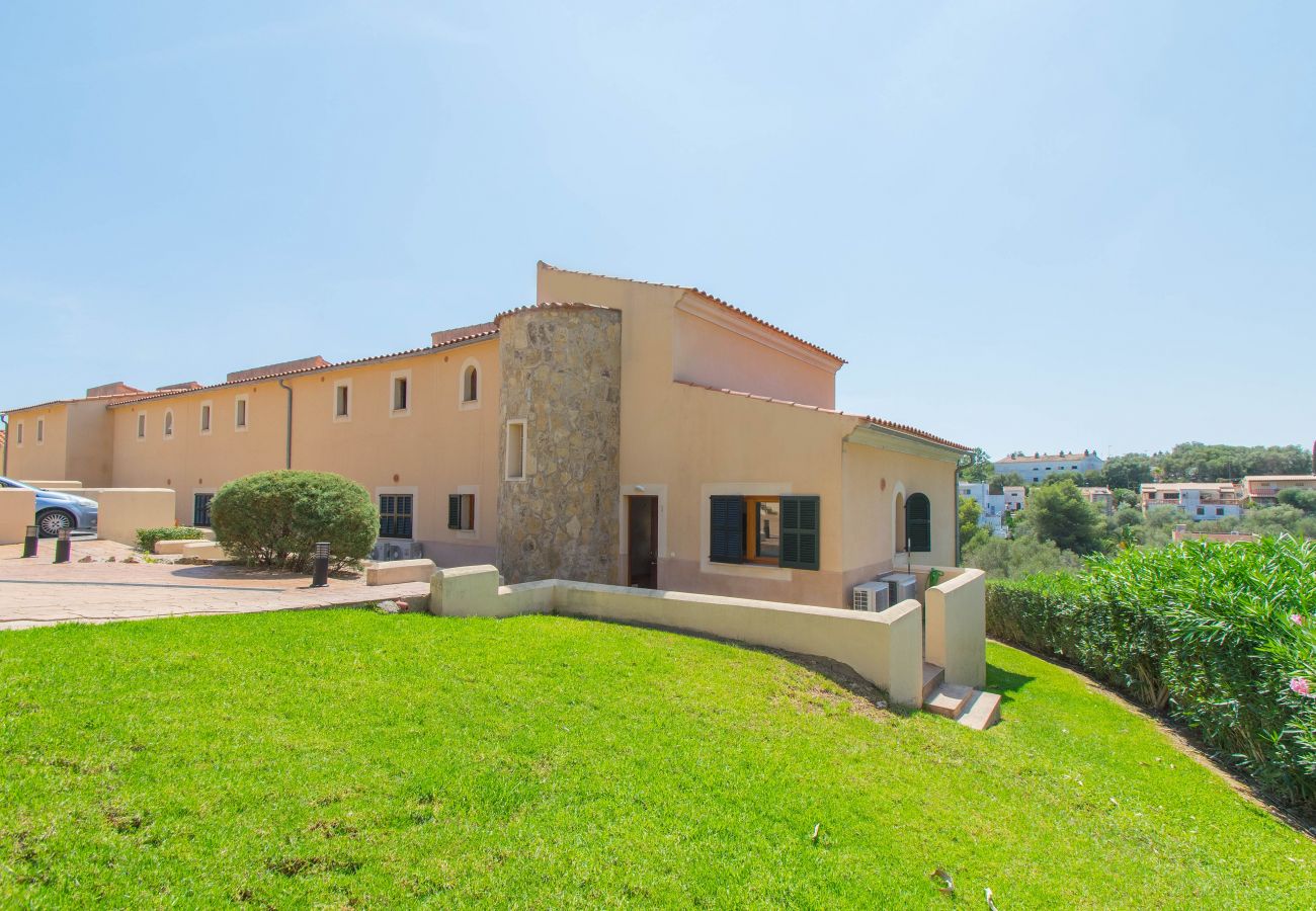 Casa adosada en Cala Romantica - Casa Alegria 4+2 Casa a 350m de Cala Romantica para 4+2 personas