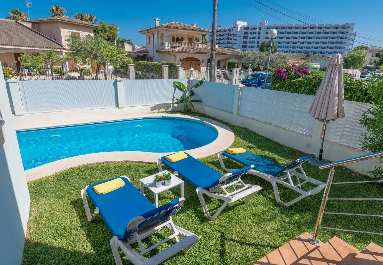 Villa en Alcúdia - Linares Villa con piscina para 8 en Puerto Alcudia