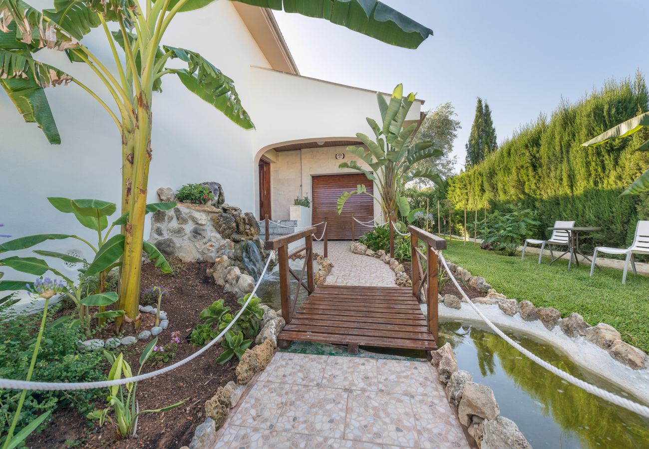 Villa en Alcúdia - Linares Villa con piscina para 8 en Puerto Alcudia