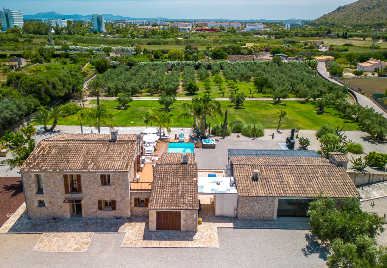 Villa en Alcúdia - CAN OLIVA Meravillosa y moderna finca para 8 con piscina Alcudia