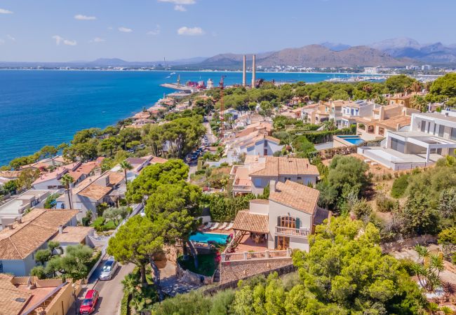 Casa en Alcúdia - Tres Pinos para 6 con piscina en Alcanada / Alcudia