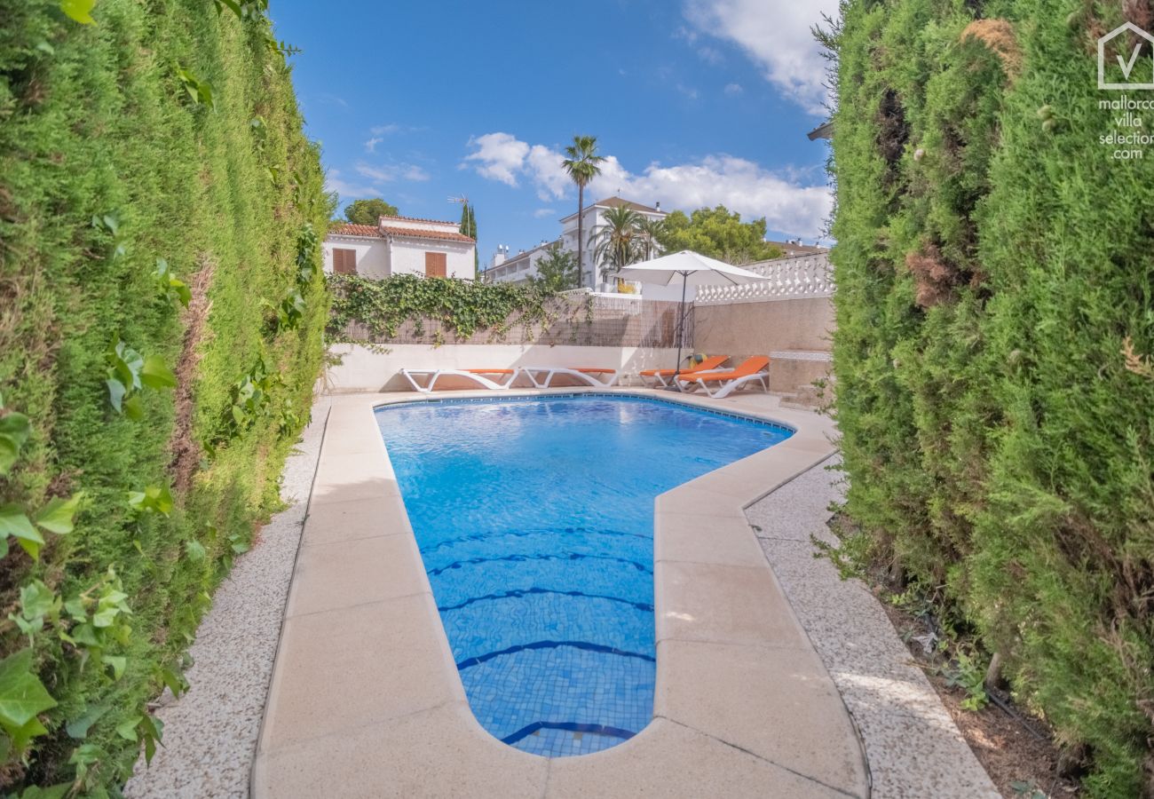 Casa en Alcúdia - Gaviotas para 6 en Alcudia a 350 de la playa con piscina