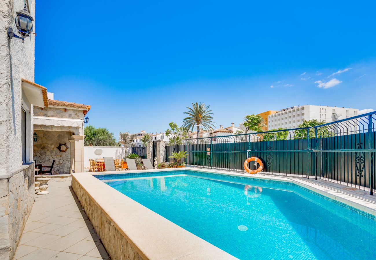 Chalet en Alcúdia - Sanfora - Chalet con piscina a 500m de la playa de Alcudia