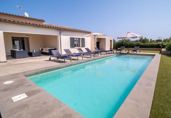 Finca en Cala Romantica - G363 Can Llorenc by Mallorca Villa Selection