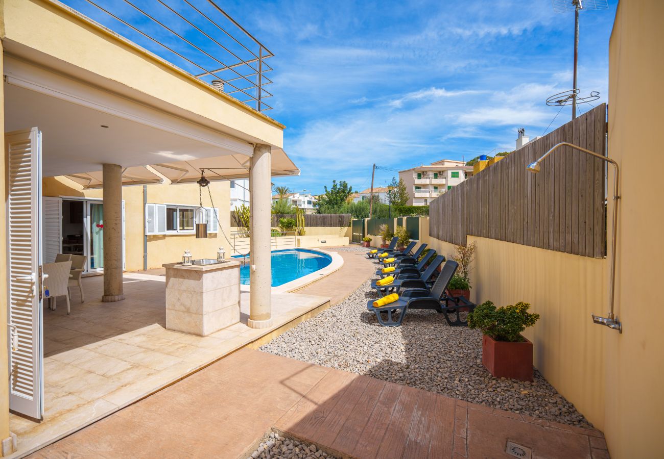 Casa en Alcúdia - CAN CURT para 9 con piscina en Alcudia cerca de la playa