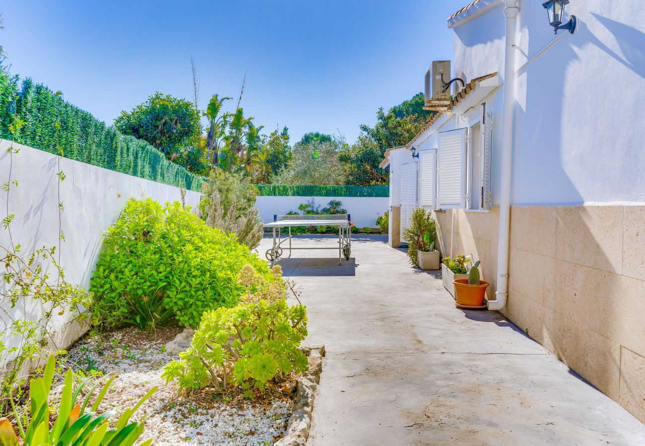 Casa en Alcúdia - Casa BLANCA Alcudia a 500m de la playa para 8 personas con piscina