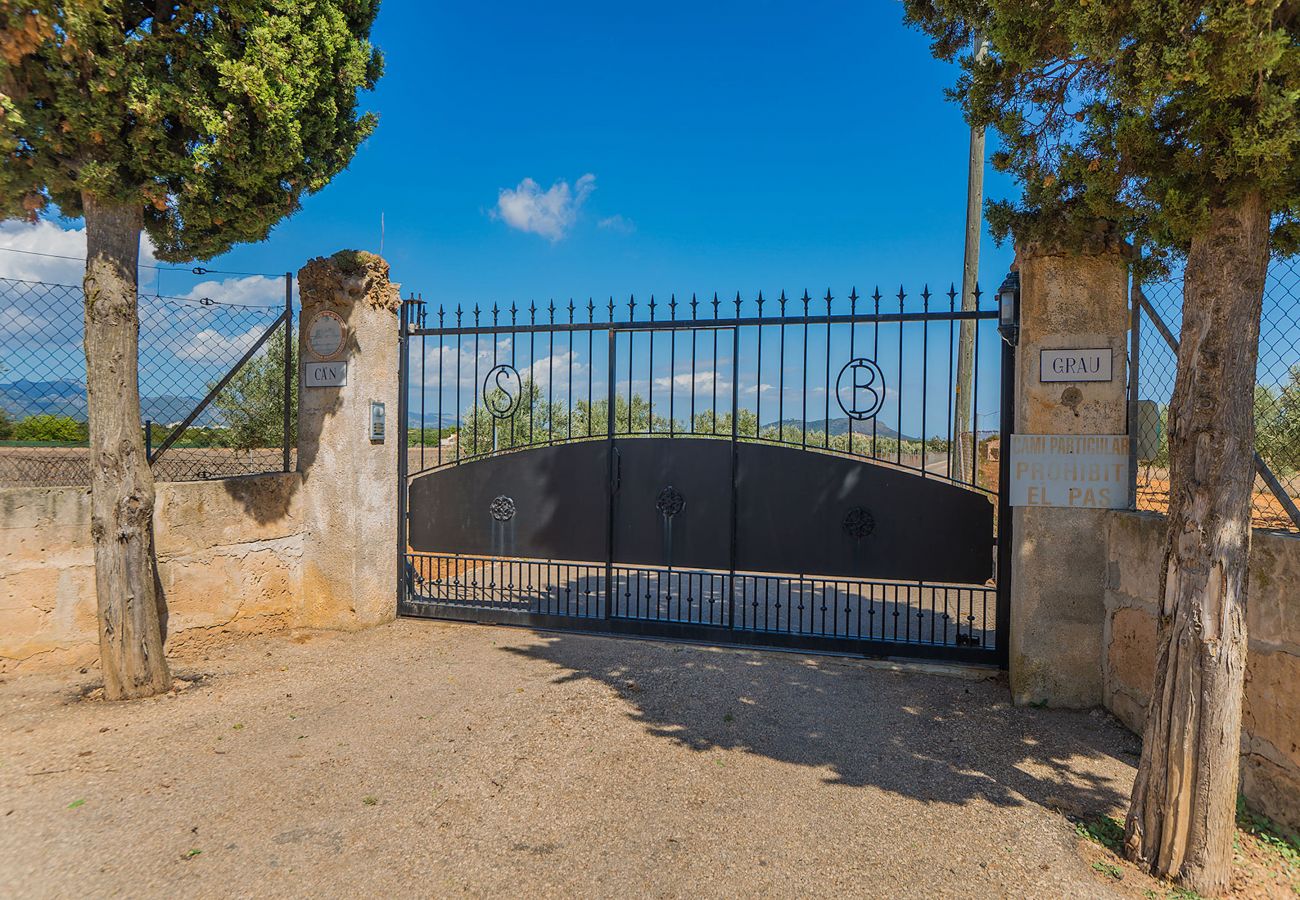 Villa en Sencelles - GRAU PETIT Villa de piedra natural con piscina y Wi-Fi 