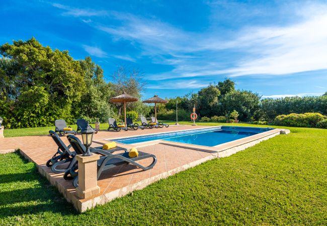 Villa en Alcúdia - Can Torretes Alcudia para 8 con piscina a poco metros del pueblo 