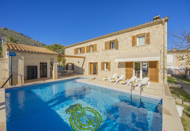 Casa en Alcúdia - Casa Juani para 8 con piscina a poco metros de la playa y todas comodidades