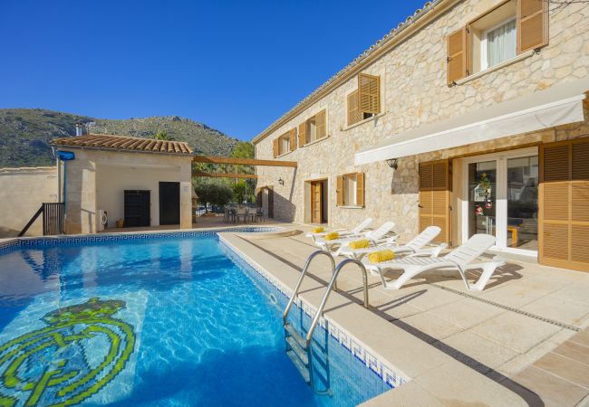 Casa en Alcúdia - Casa Juani para 8 con piscina a poco metros de la playa y todas comodidades