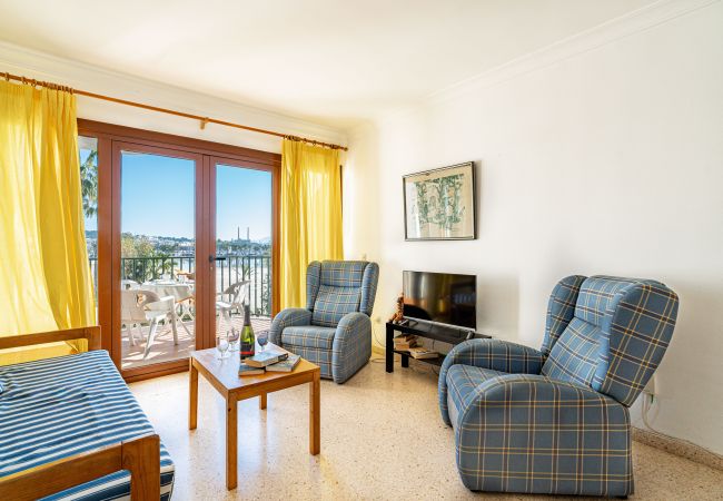 Apartamento en Alcúdia - Apartamento Anglada 54 frente la playa para 4 con piscina