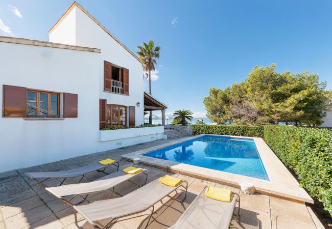 Villa en Alcúdia - Es Mollet para 8 con vista al mar y piscina