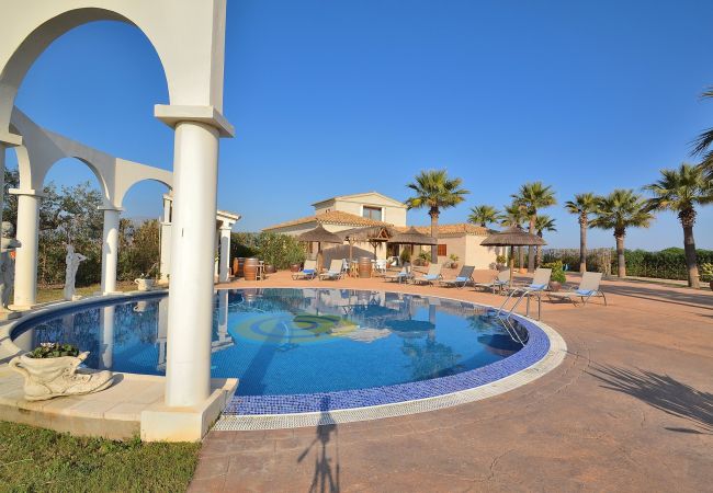 Villa in Sa Pobla - Son Manyo 261 prächtige Villa mit privatem Pool, großem Außenbereich, Kinderbereich und Klimatisierung