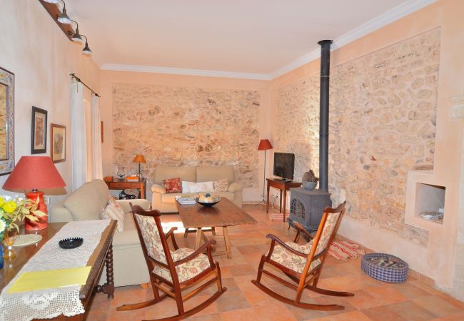 Finca in Llubi - 047 Finca Son Barraquer ETV/5204 by Mallorca Charm Finca in Llubi - 047 Finca Son Barraquer ETV/5204 by Mallorca Charm