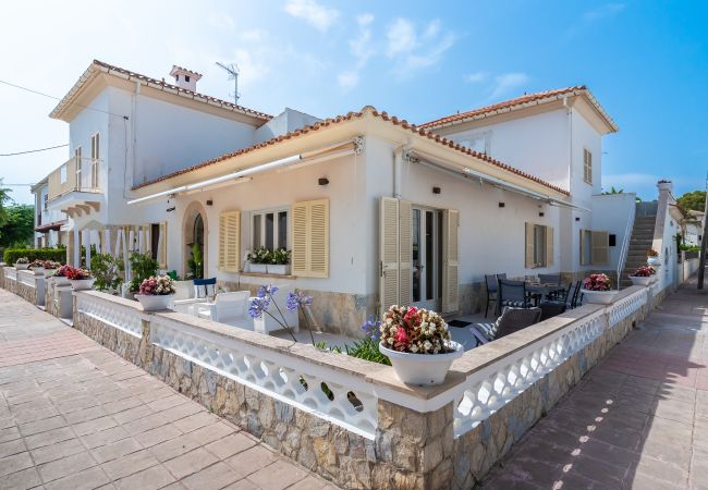 Villa in Port de Pollença - BAMBU Schönes Haus für 6 Personen in Puerto Pollensa, FREE WiFi 