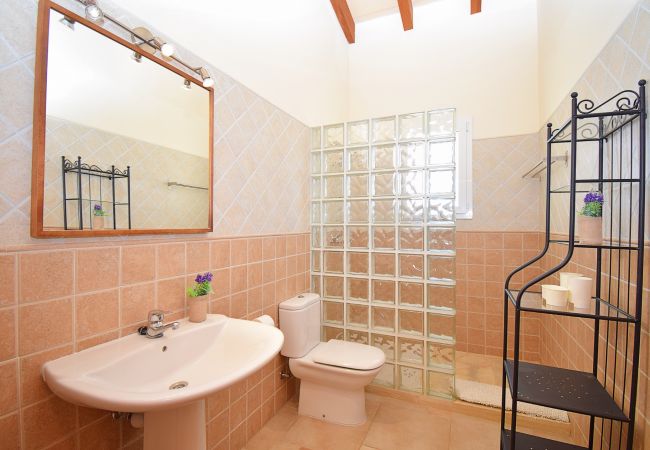 Ferienhaus in Llubi - 152 Villa Tofollubí TI/63 by Mallorca Charme Ferienhaus in Llubi - 152 Villa Tofollubí TI/63 by Mallorca Charme