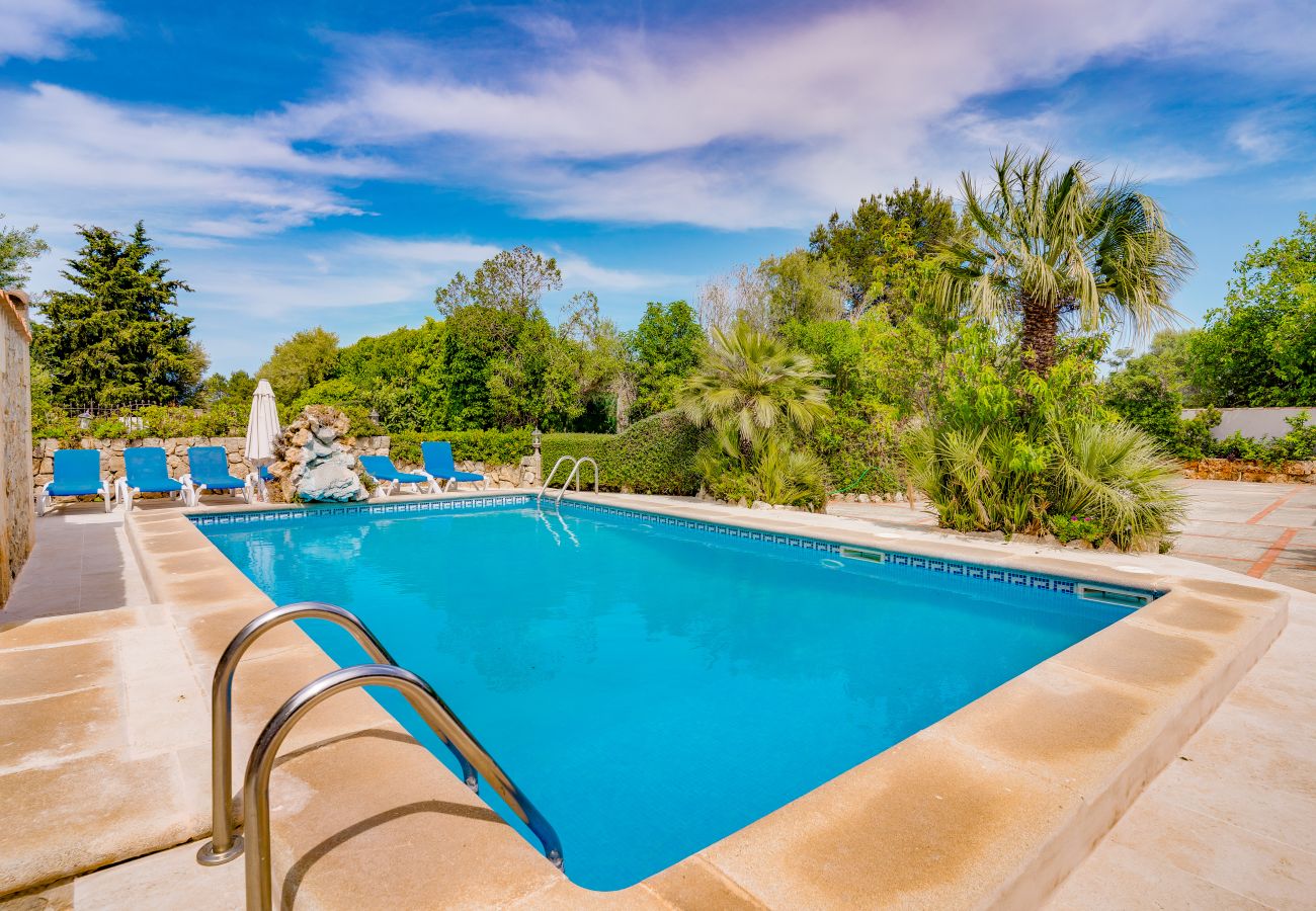 Villa in Alcudia - LORENZO Finca für 9 mit pool nur 4,5 km zum Meer