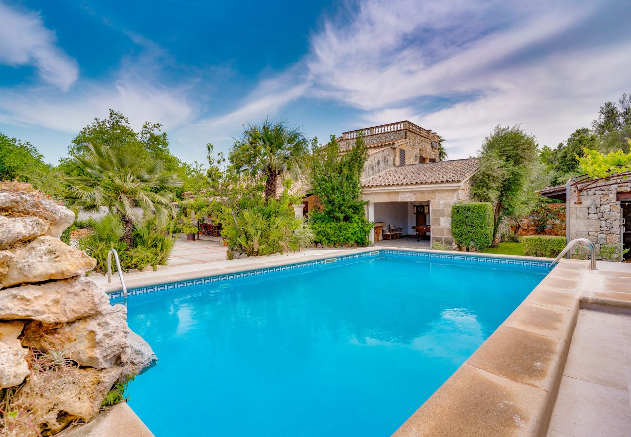 Villa in Alcudia - LORENZO Finca für 9 mit pool nur 4,5 km zum Meer