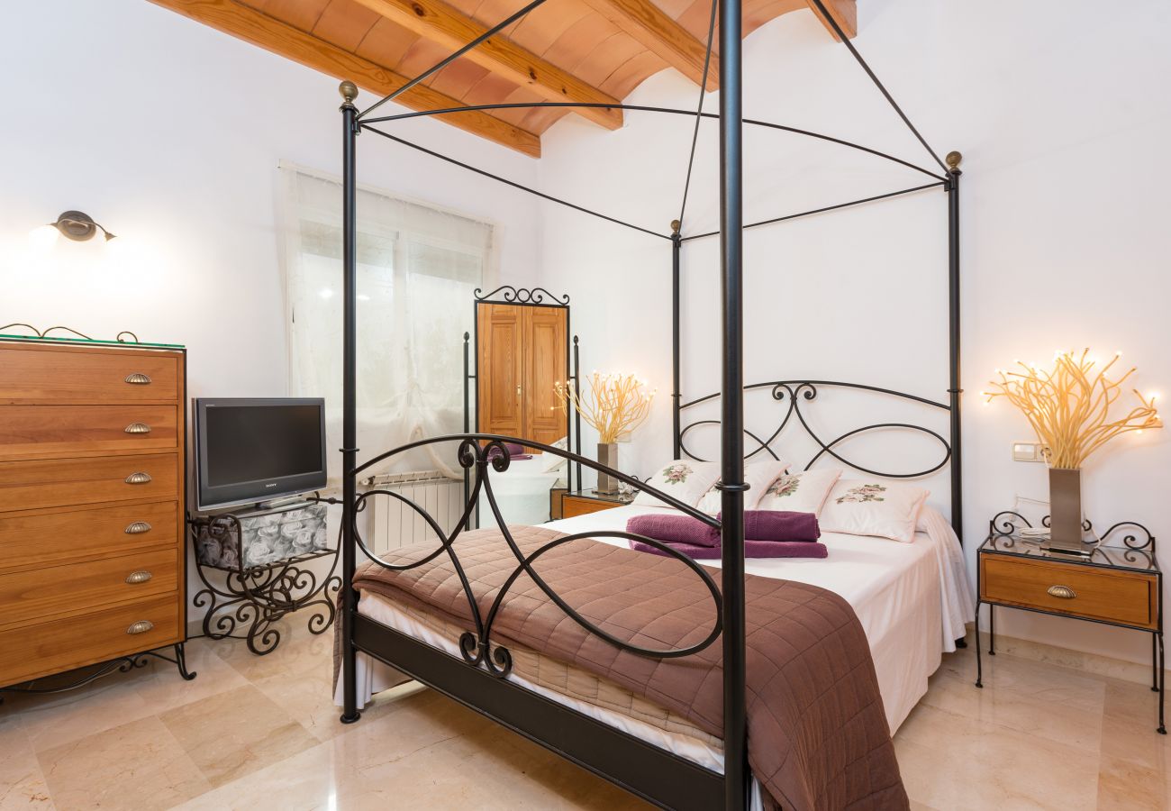 Villa in Alcudia - RAN DE MAR Villa in 1. Meereslinie für 8 Personen. WiFi und AC