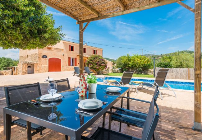 Finca in Manacor - SES COMES Finca für 5 mit Pool in der Nähe von Manacor