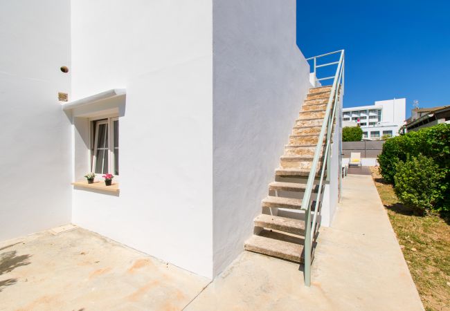 Villa in Alcudia - Villa NICO Haus für 6 mit Pool nur 500 Meter vom Strand Alcudia entfernt