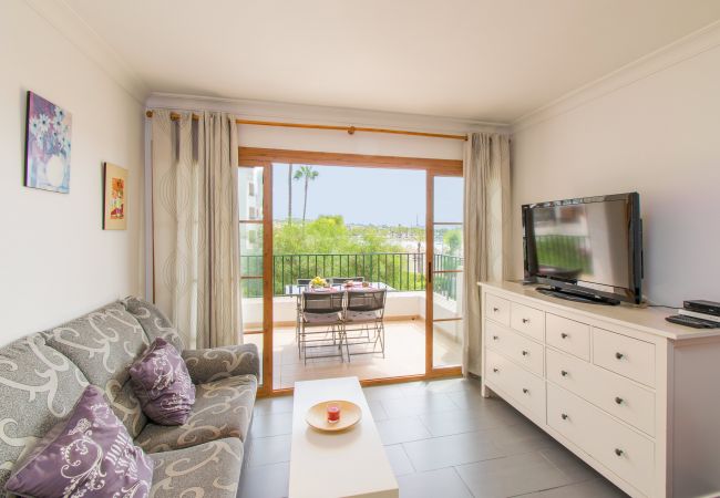 Ferienwohnung in Alcudia - CARABELA BEACH für 4 mit Pool nur 10 m vom Strand