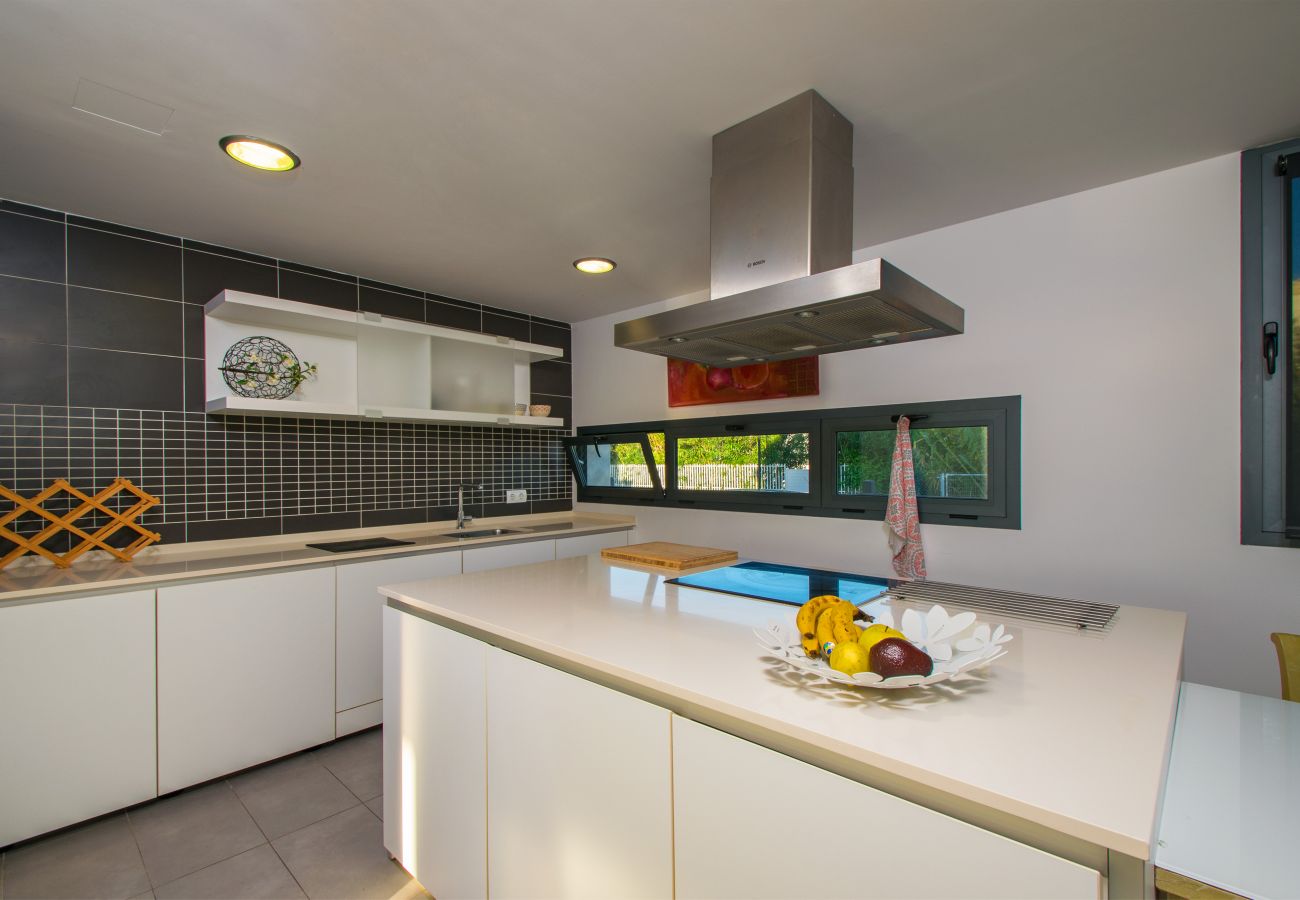 Villa in Playa de Muro - Lake Village (080)