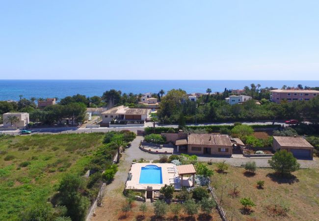 Villa in Cala Bona - GALARDO Finca für 6 nur 50m vom Strand in Port Verd