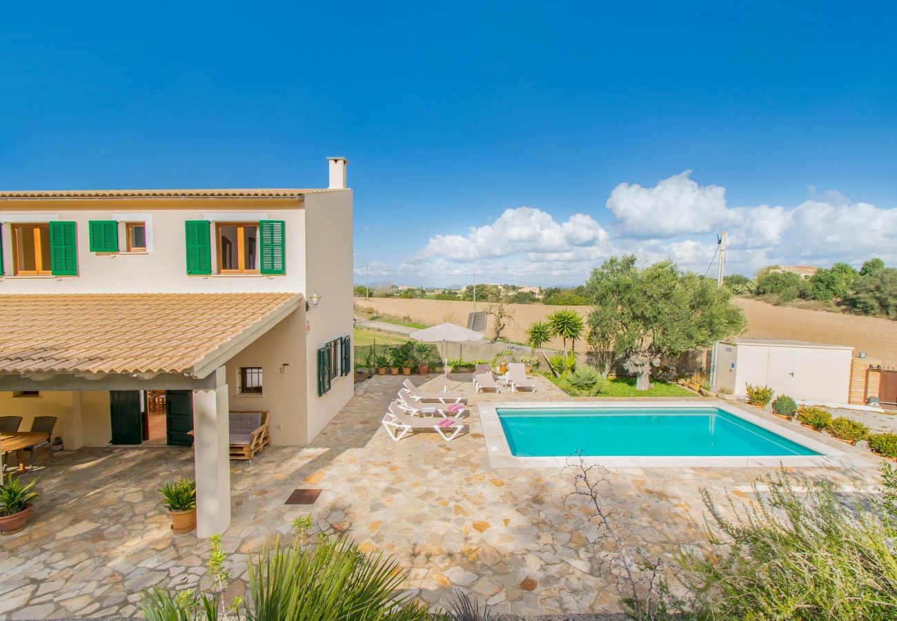 Finca in Santa Margalida - SON VADO typisch mallorquinische Finca für 4 Personen in Santa Margarita mit Pool