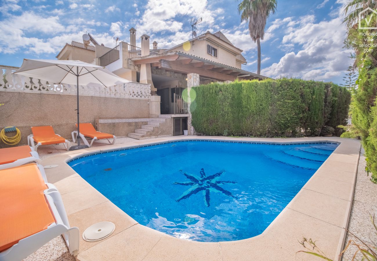 Ferienhaus in Alcudia - Gaviotas für 6 in Alcudia bei 350 vom Strand mit Schwimmbad