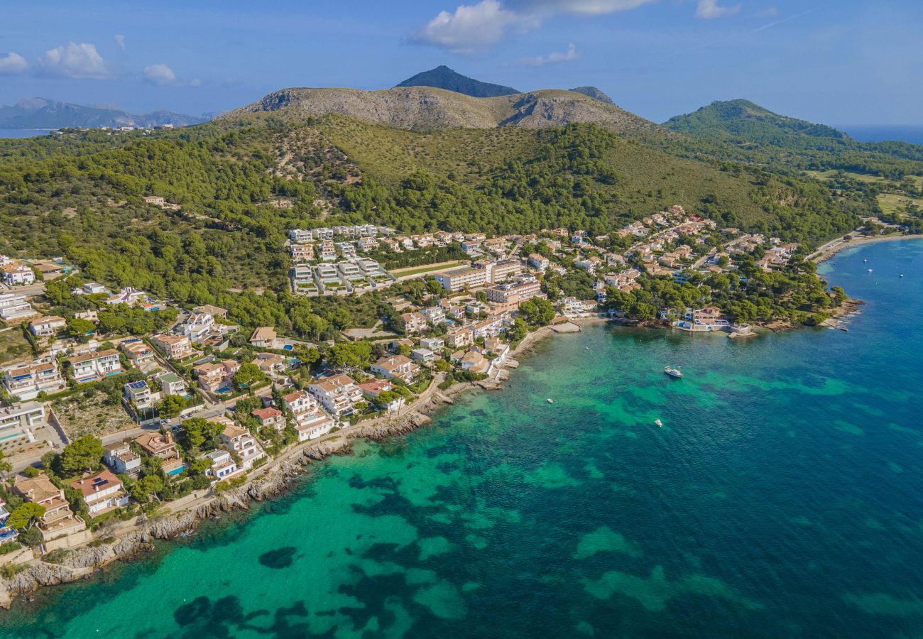 Chalet in Alcudia - Alcanada 1 für 8 mit Schwimmbad 70m vom Meer entfernt