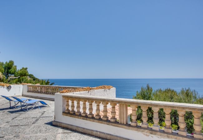 Villa in Capdepera - Ran de Mar - Villa in Cala Ratjada für 10 Personen mit Meerblick