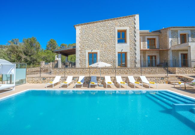 Villa in Alcudia - Villa Salou für 12 Personen mit Schwimmbad in Alcudia