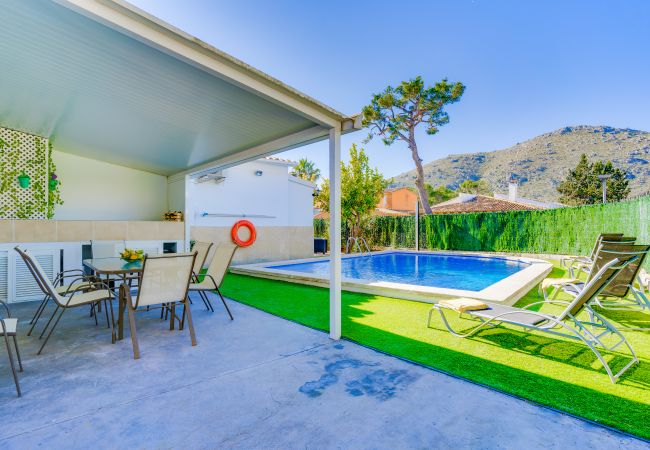 Ferienhaus in Alcudia - Casa BLANCA Alcudia, 500 m vom Strand entfernt, für 8 Personen mit Schwimmbad