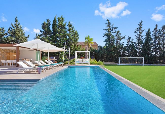 Villa in Costitx - VILLA SON SET mit Schwimmbad und Fitnessraum 