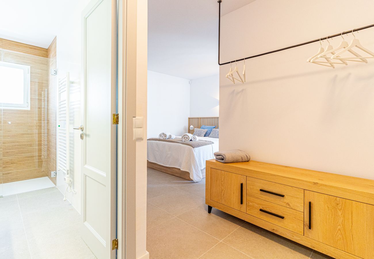 Stadthaus in Alcudia - Villa Napols Playa & Golf mit Schwimmbad und 180 m vom Meer entfernt