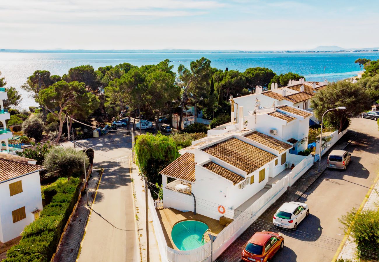 Stadthaus in Alcudia - Villa Napols Playa & Golf mit Schwimmbad und 180 m vom Meer entfernt