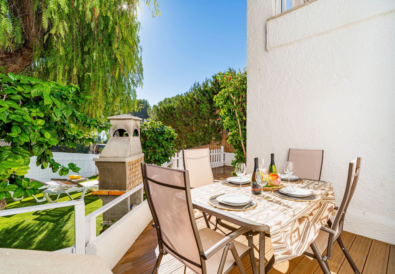 Stadthaus in Alcudia - Villa Napols Playa & Golf mit Schwimmbad und 180 m vom Meer entfernt