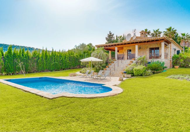 Villa in Alcúdia - ES CLOS Finca für 6 mit privatem Pool in Alcudia